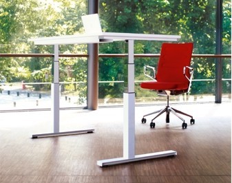 REISS Eco Sitz-Steh-Schreibtisch in Weiss mit Chromoptik, einer der schonsten...