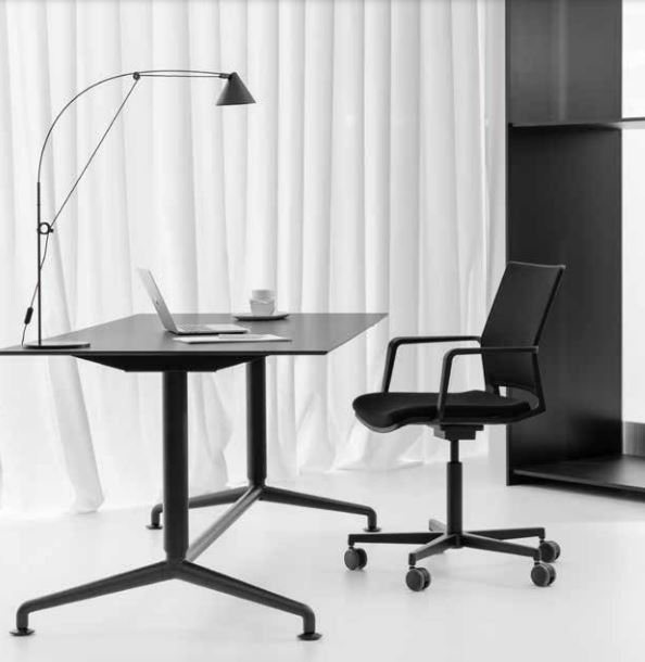 WAGNER W-Table E minimalistischer Sitz-Steh-Tisch, BxT=1800x900mm, elektrisch...